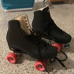 Riedell angel roller skates